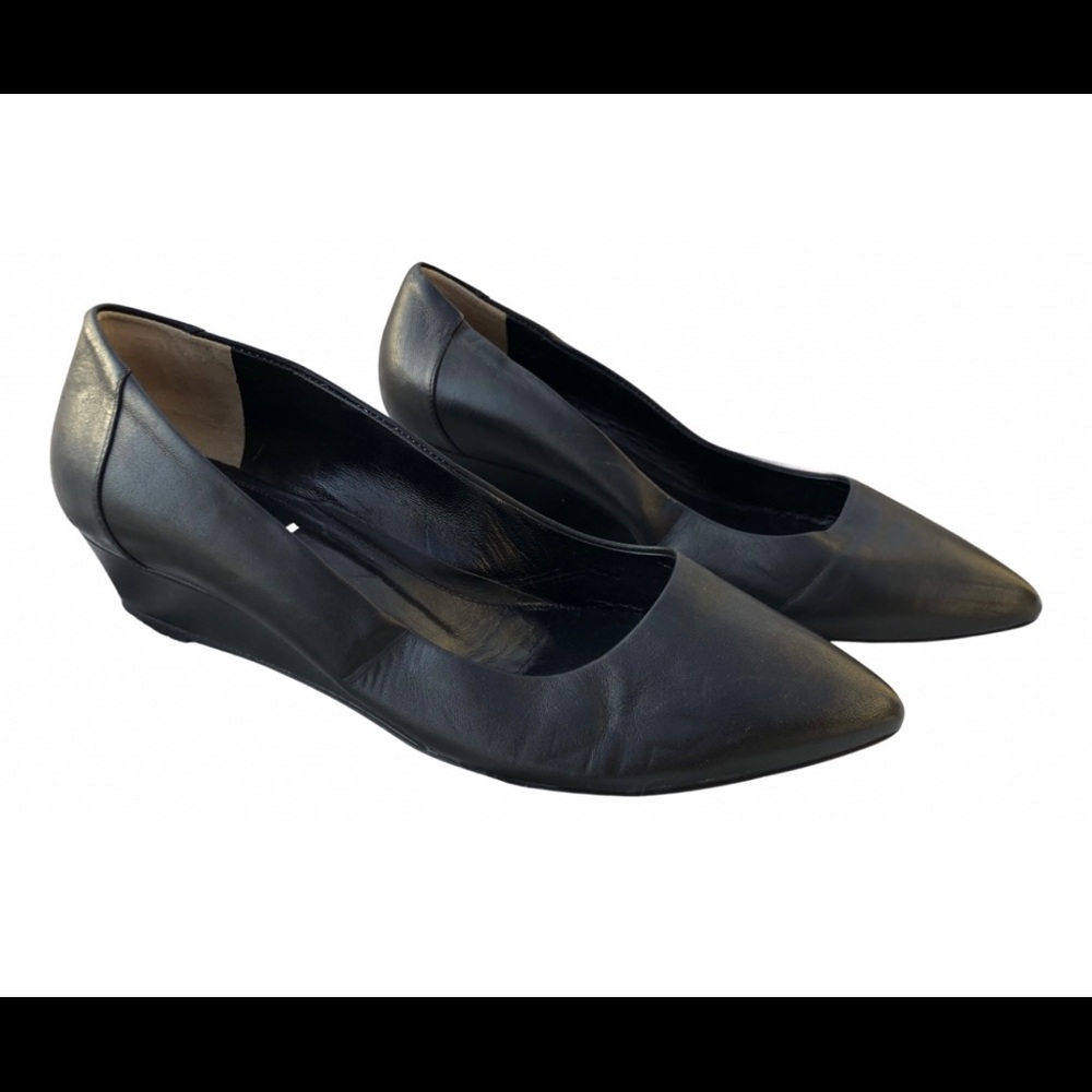 Fendi ballet flats